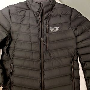 Mountain hardware men puffer size M